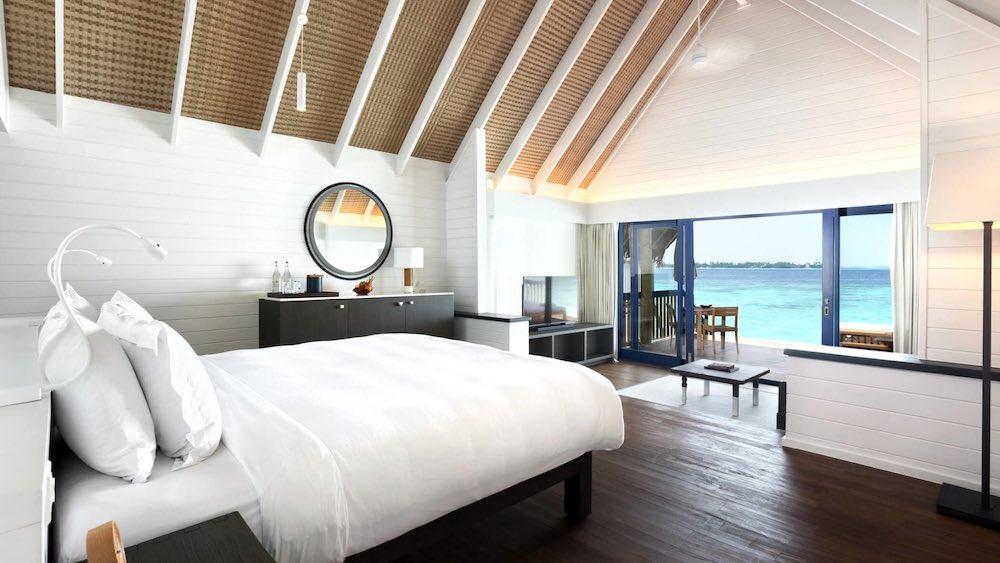 Dhoni Water Villa at COMO Cocoa Island, view 5