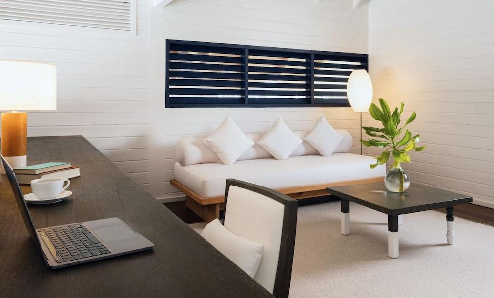COMO Sunset Villa at COMO Cocoa Island, view 6