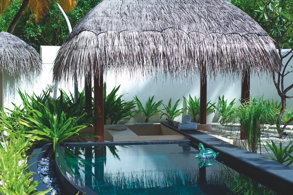 Beach Villa at Constance Halaveli, view 4