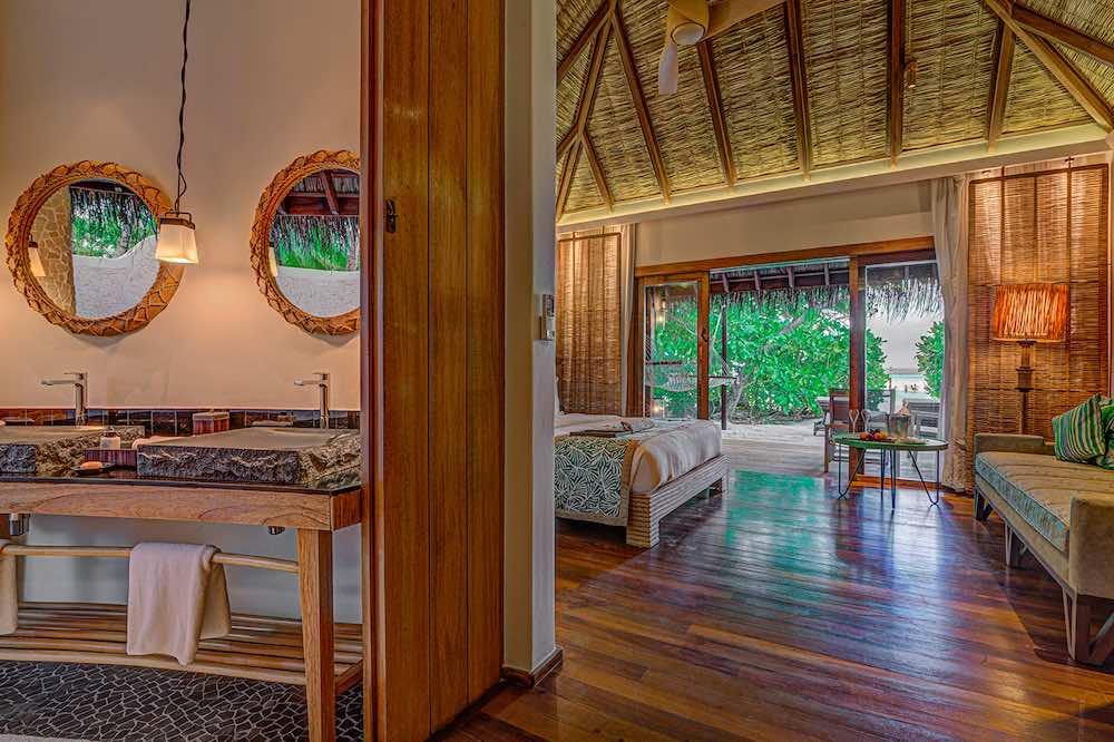 Beach Villa at Constance Moofushi, view 3