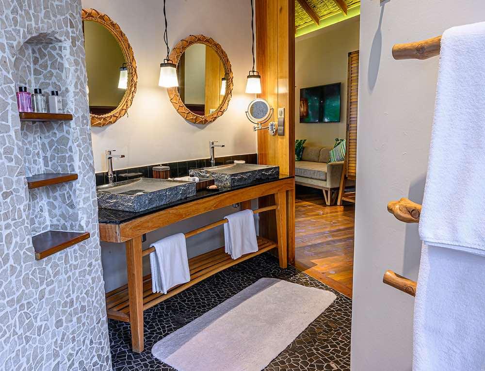 Beach Villa at Constance Moofushi, view 5