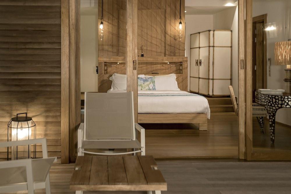Water Villa at Constance Moofushi, view 3