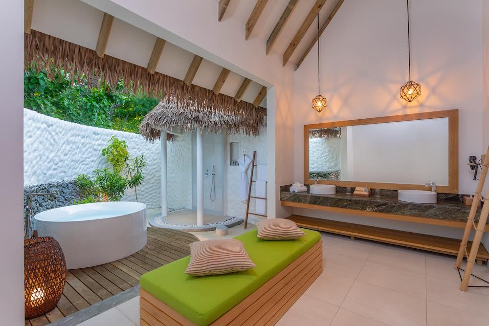 Junior Beach Suite at Cinnamon Dhonveli, view 2
