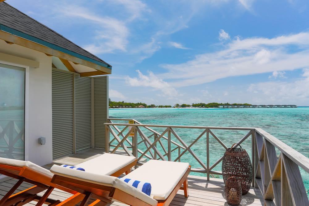 Water Bungalow at Cinnamon Dhonveli, view 5