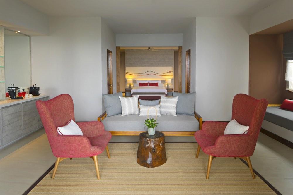 Beach Suite with Pool at Niva Dhigali, view 3