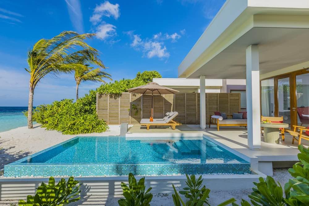 Beach Villa with Pool at Niva Dhigali, view 4