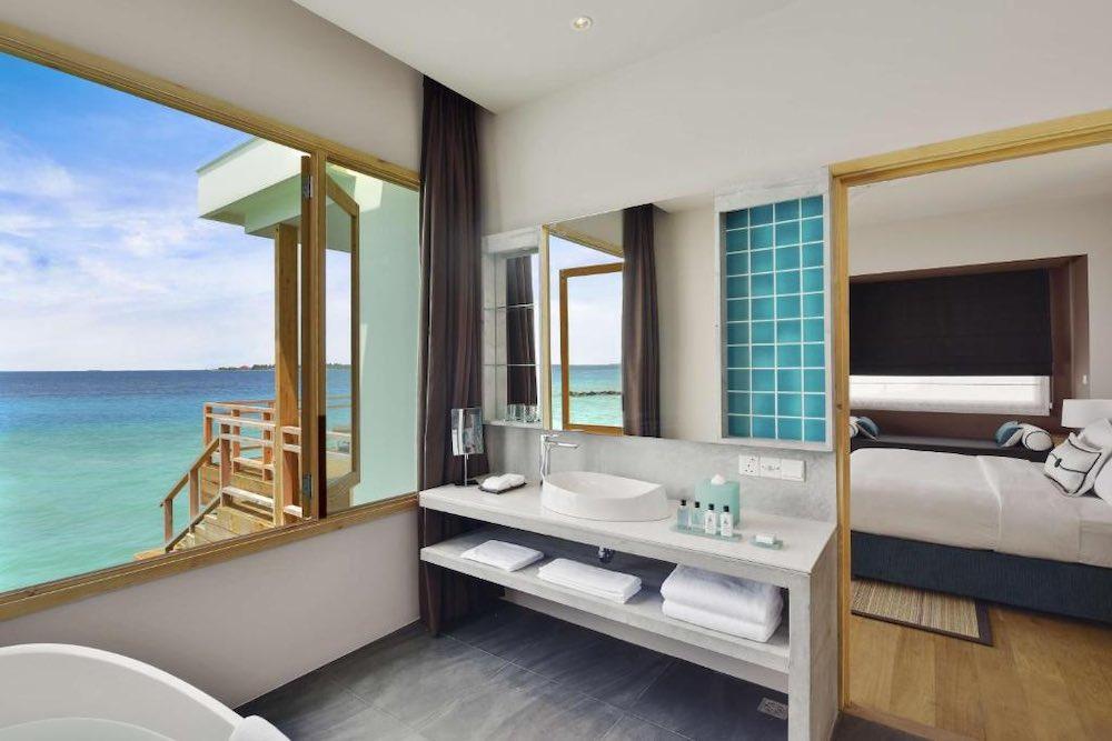 Water Villa at Niva Dhigali, view 4