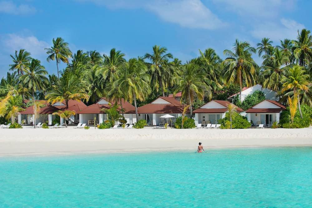 Beachfront Suite at Diamonds Thudufushi Maldives Resort & SPA, view 2