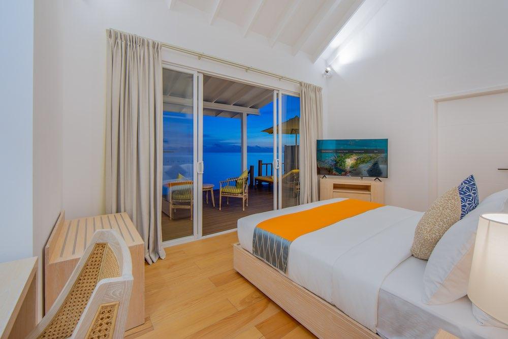 Pool Water Villa at Dhigufaru Island Resort, view 7