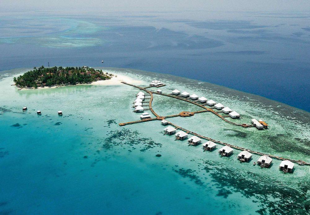 Diamonds Athuruga Maldives