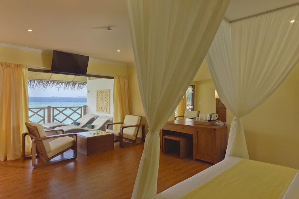 Overwater Bungalow at Dreamland, view 5