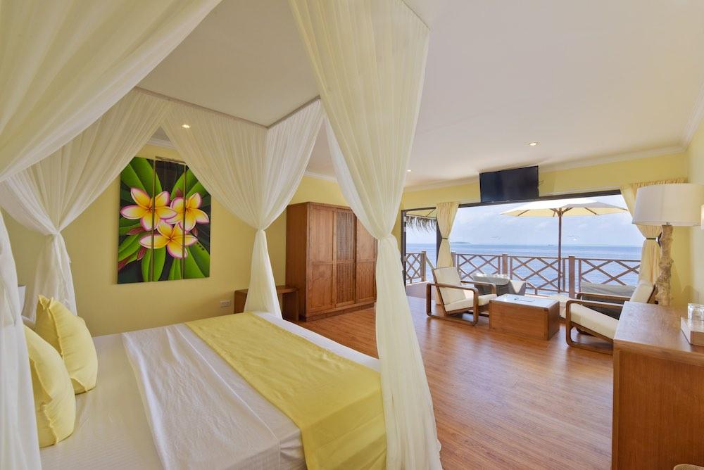 Overwater Bungalow at Dreamland, view 10