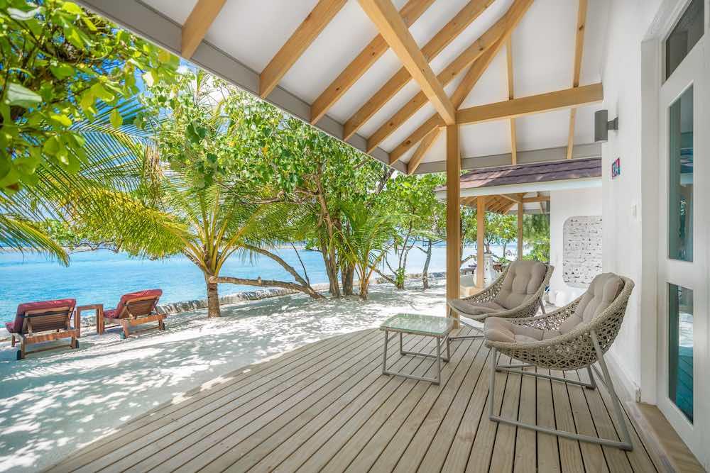 Jacuzzi Beach Bungalow