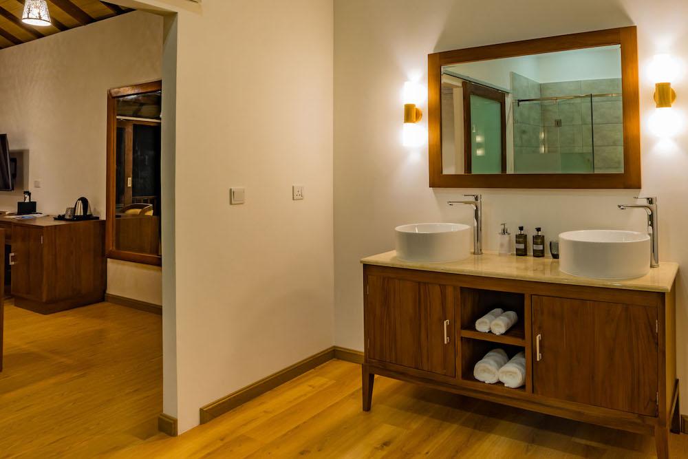 Deluxe Beach Villa at Fiyavalhu Resort, view 6