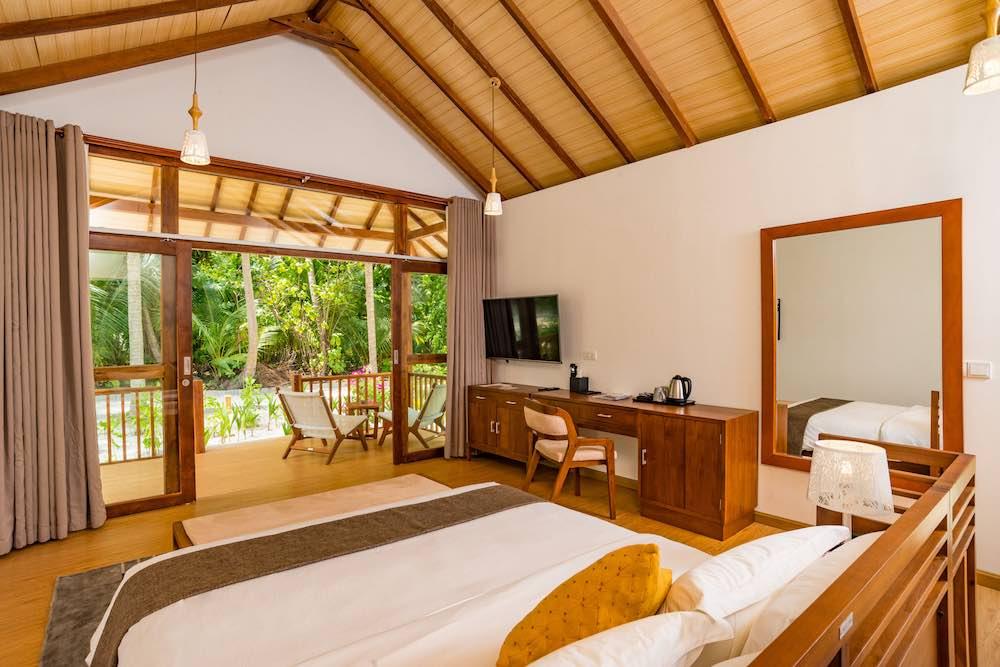 Deluxe Garden Villa at Fiyavalhu Resort, view 3