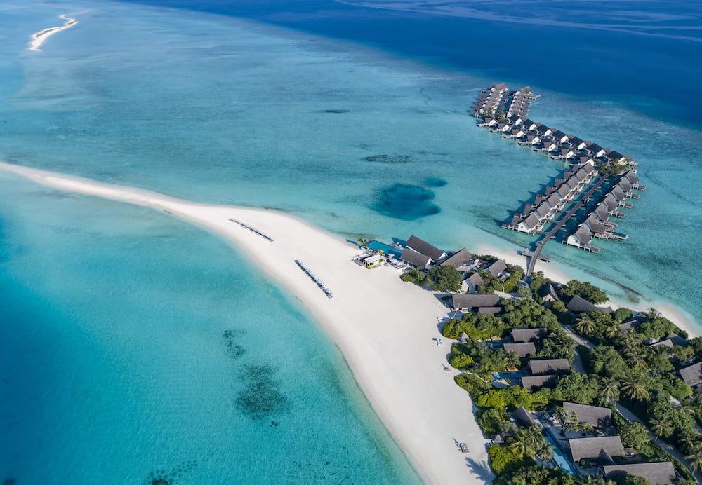 Four Seasons Resort Maldives at Landaa Giraavaru