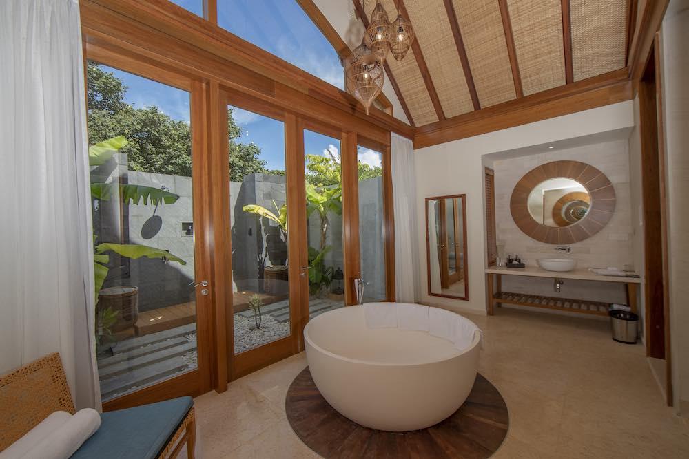 Beach Pool Villa at Furaveri, view 6
