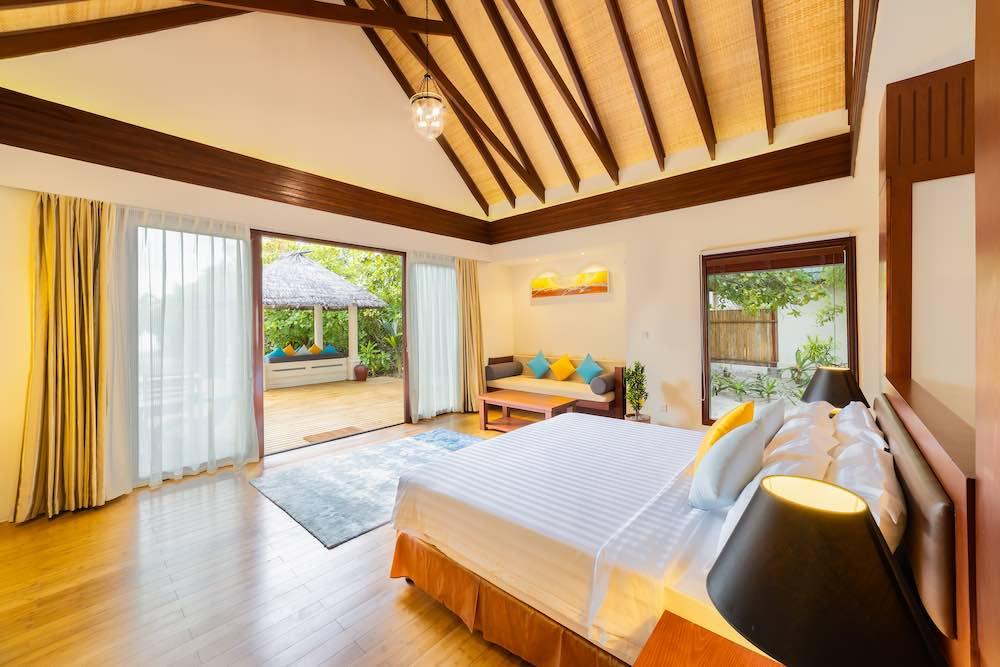 Beach Villa at Furaveri, view 4
