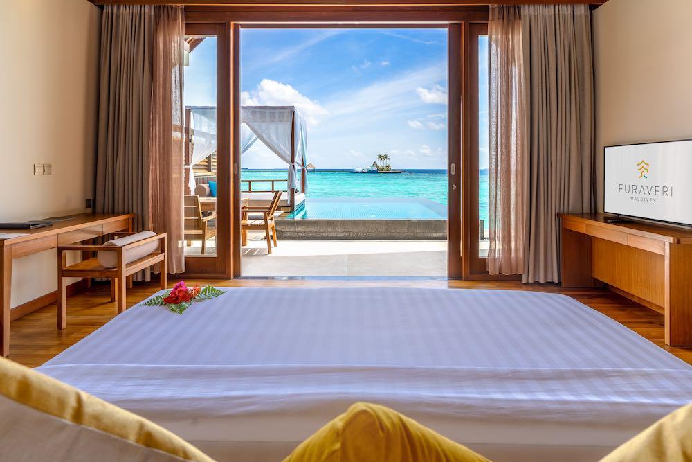 Ocean Pool Villa at Furaveri, view 4