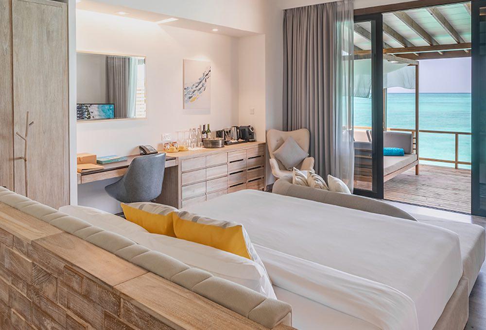 Jacuzzi Water Villa at Fushifaru, view 4