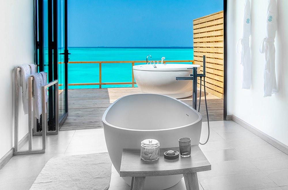 Jacuzzi Water Villa at Fushifaru, view 5