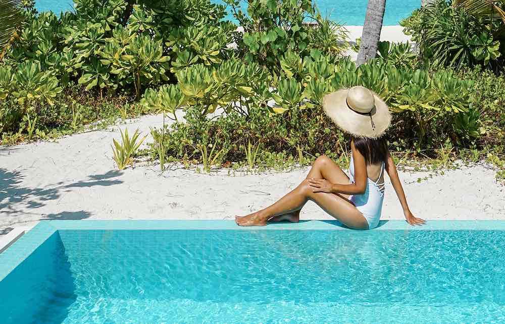 Pool Beach Villa Sunset at Fushifaru, view 5