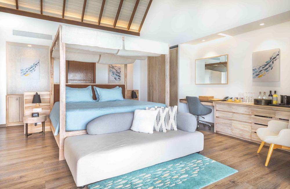 Premium Pool Water Villa at Fushifaru, view 2