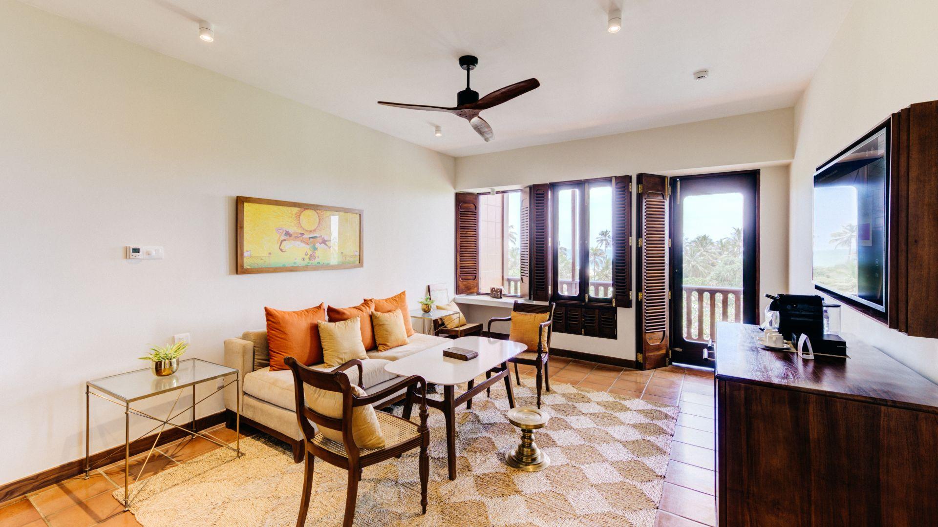 Hiru Suite