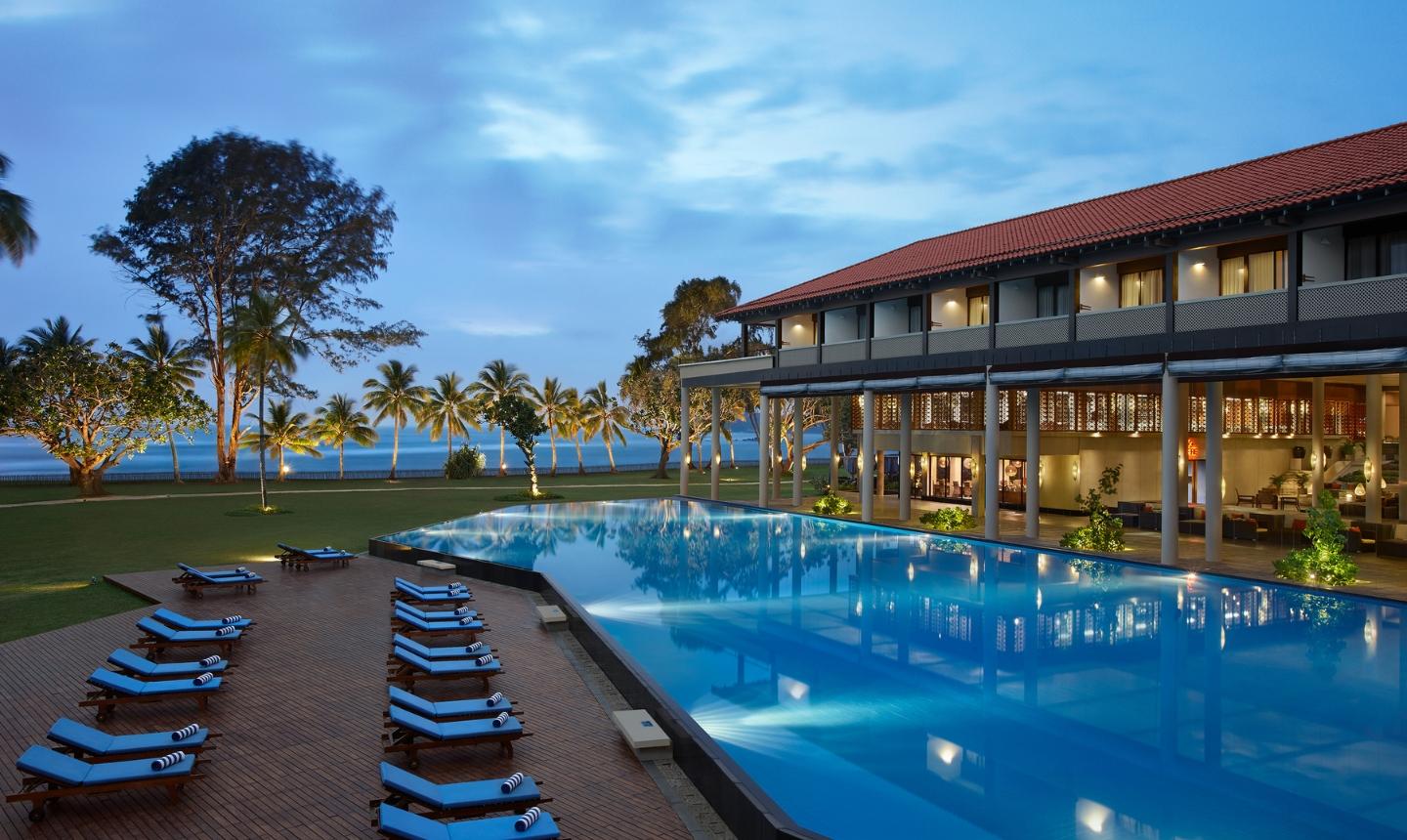 Cinnamon Bey Beruwala resort