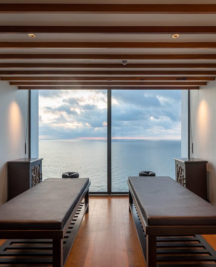 Inside Lotus Lounge & Spa at Granbell Hotel Colombo