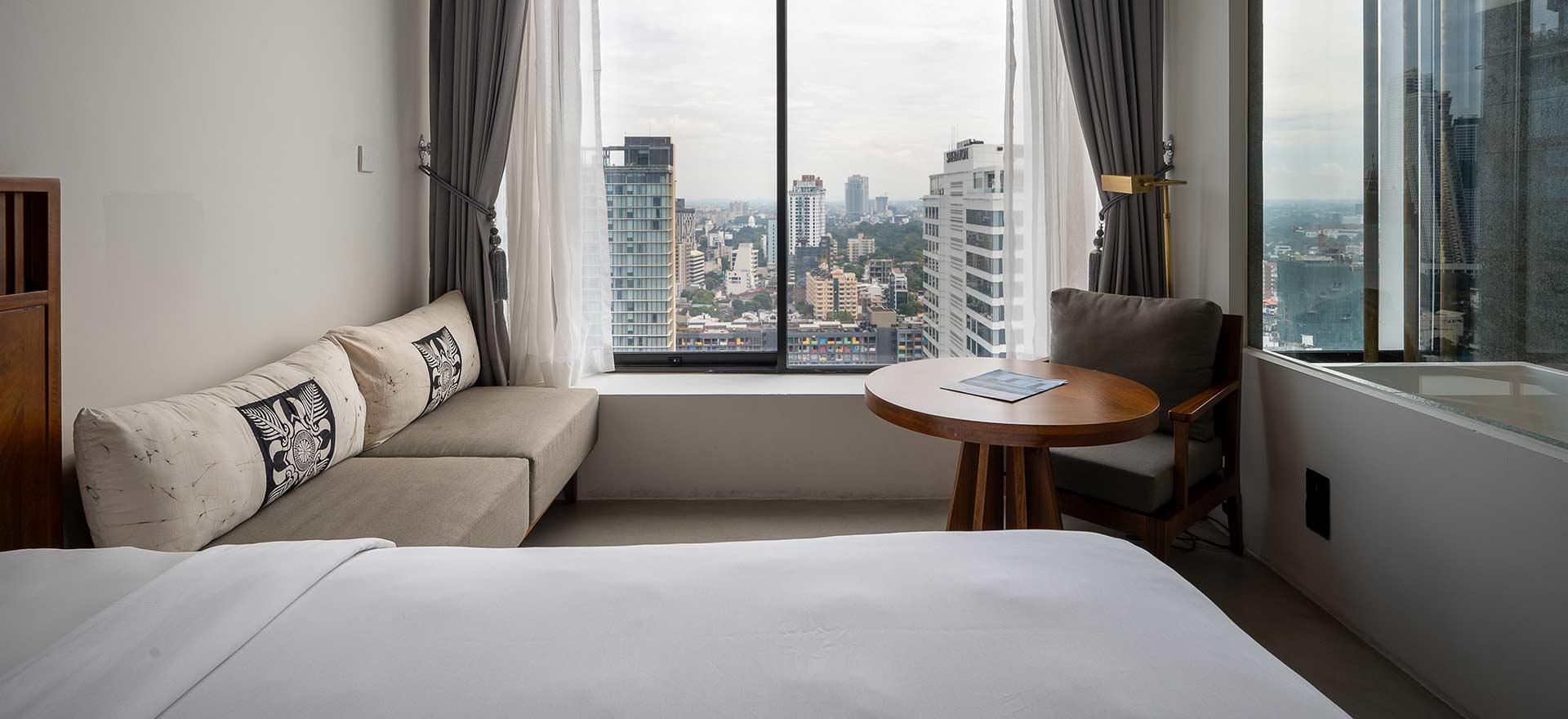 Deluxe Room + View Bath