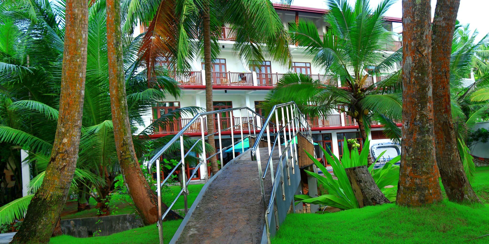 Rockside Beach Resort