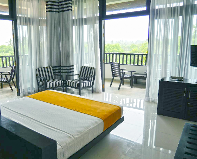 Deluxe Sea View Balcony