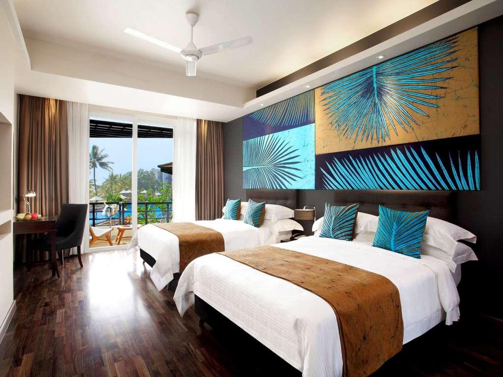 Superior Ocean View Twin Bed