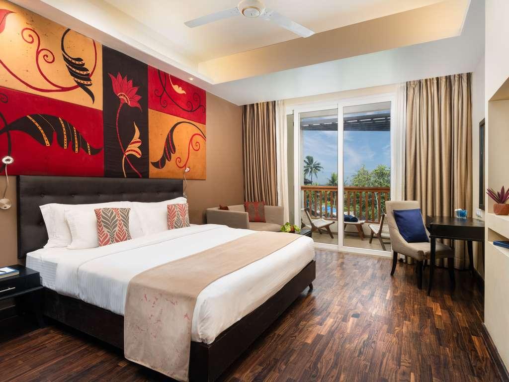Superior Ocean View King Bed