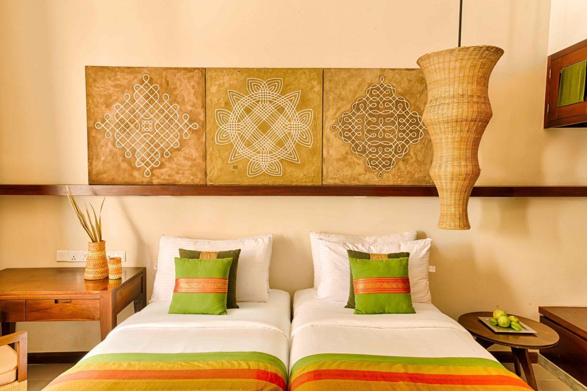 Deluxe Twin Room at Sunrise Pasikudah