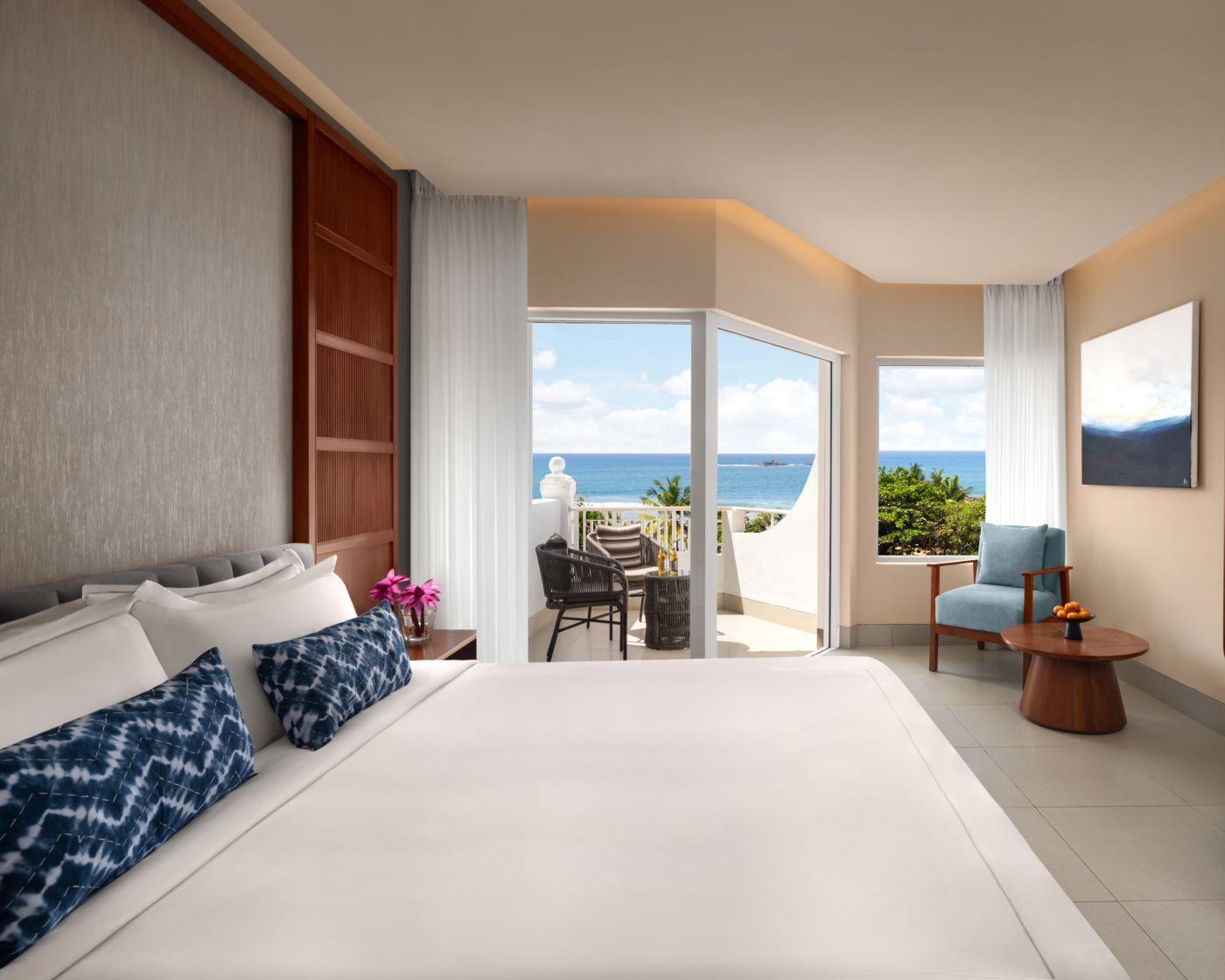 Superior Sea View King Bed Room