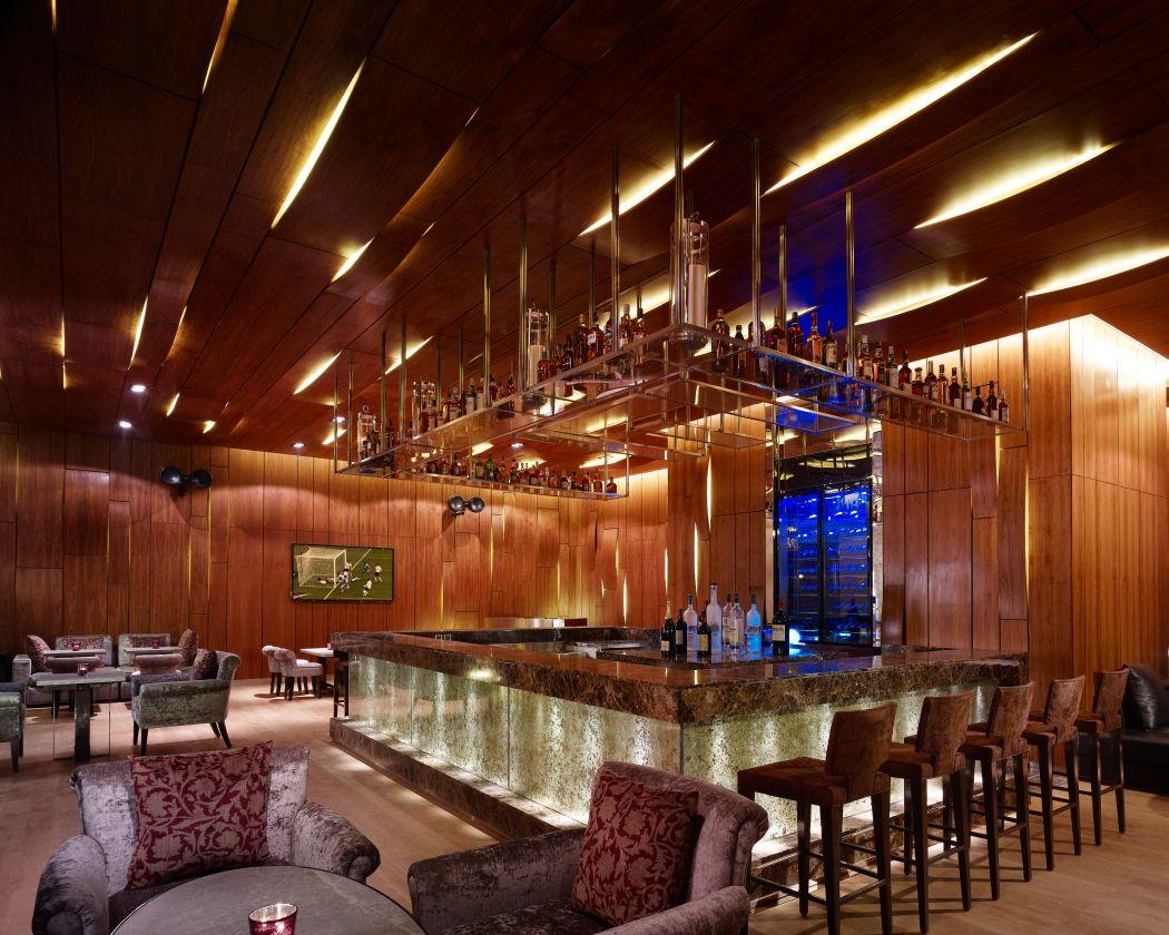 Tease Bar & Lounge