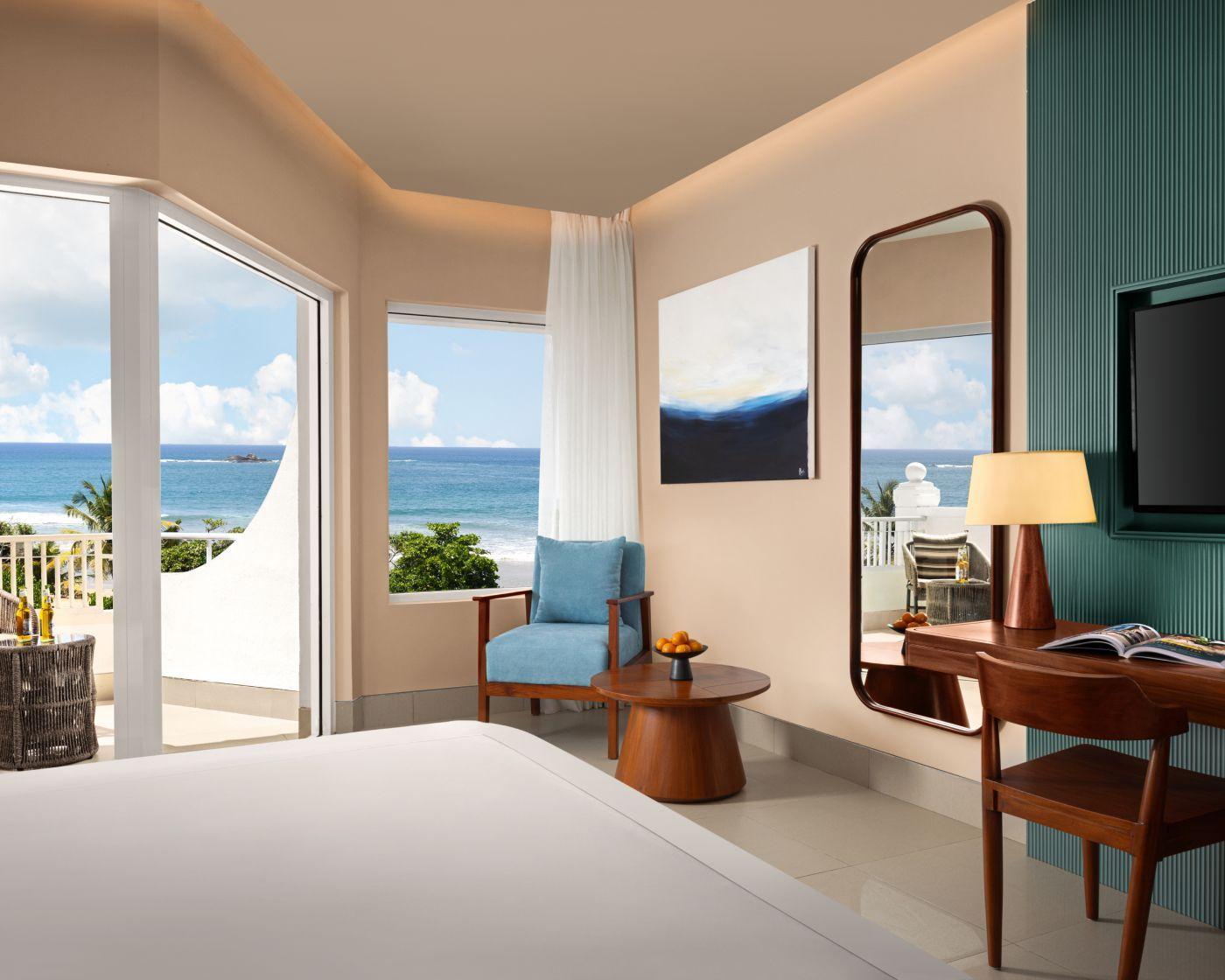 Superior Sea View King Bed Room at Taj Bentota Resort & Spa, view 2
