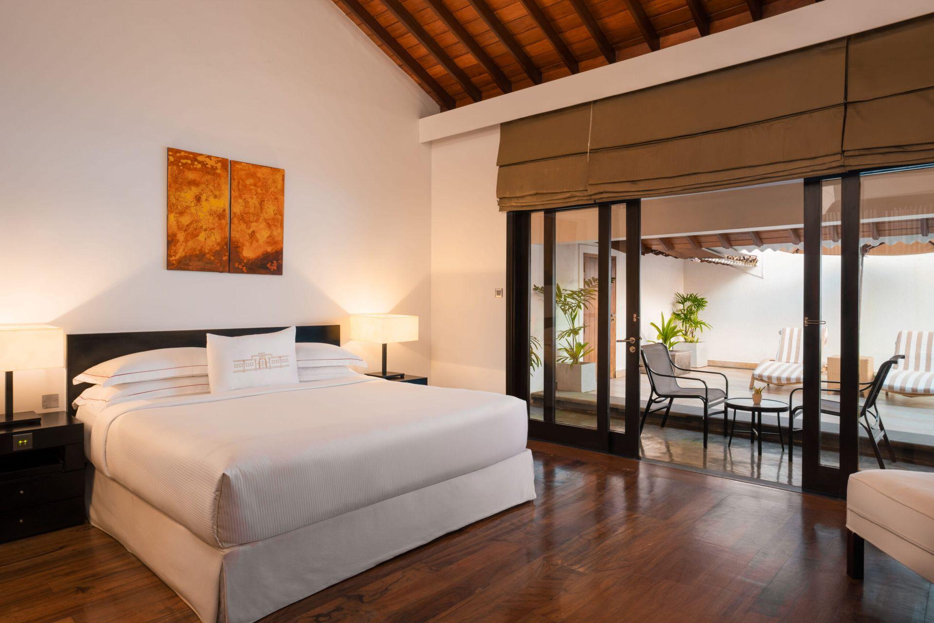 Courtyard Room