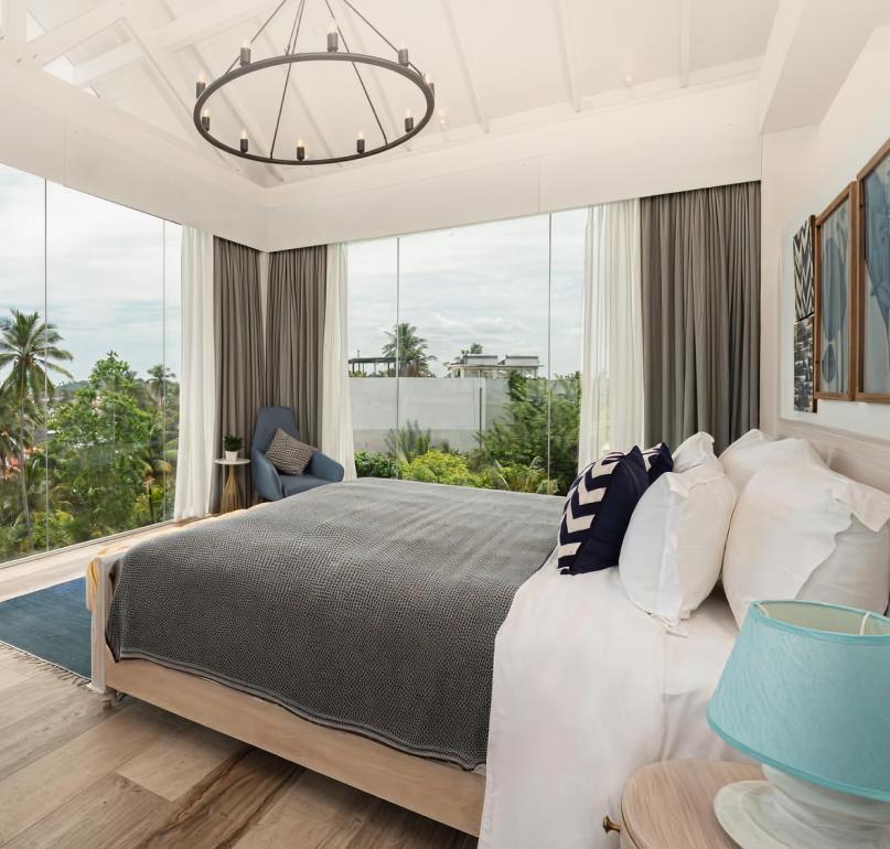 Suite Triple O Six – Presidential Suite