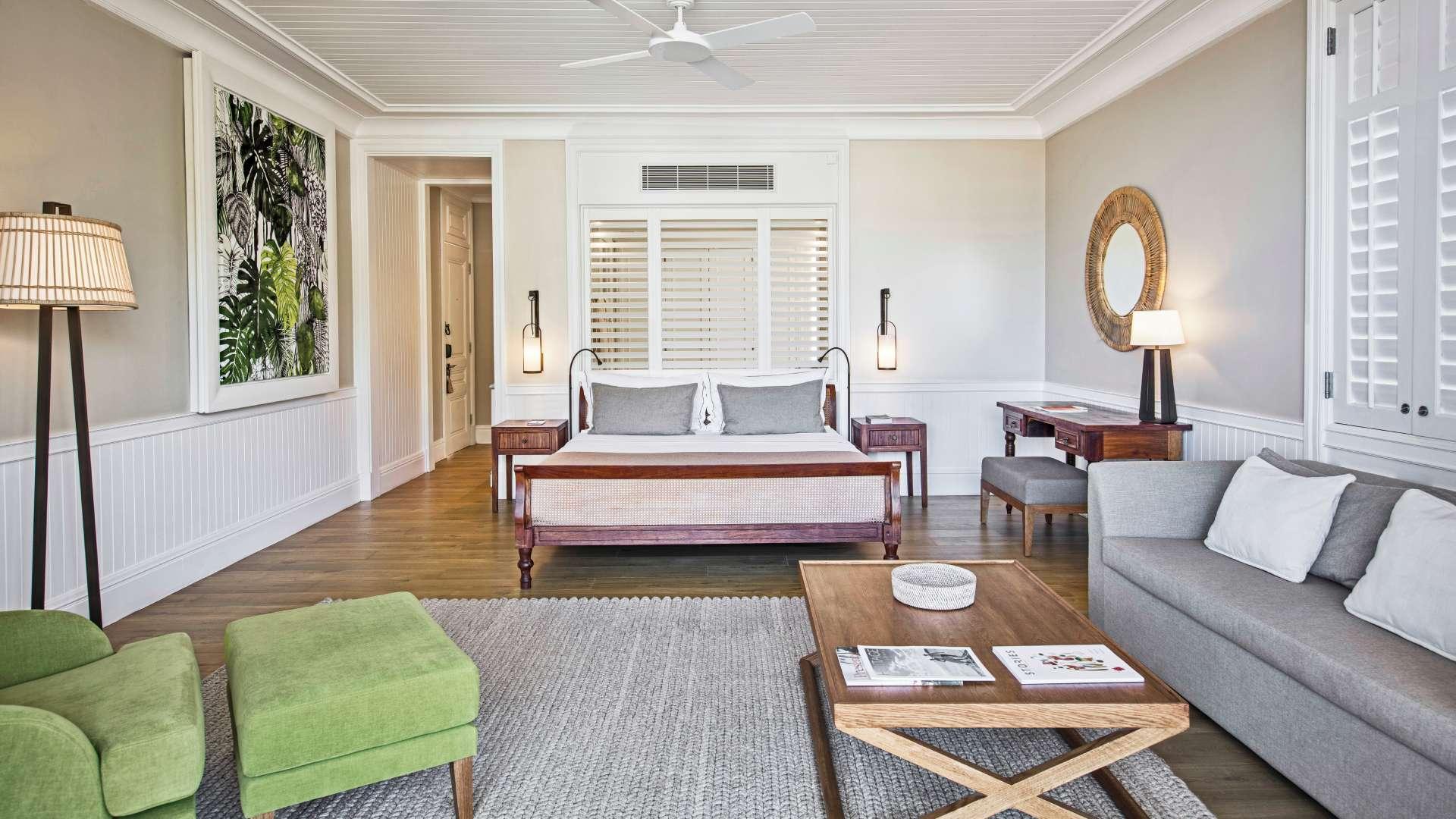 Deluxe Seaview Suite