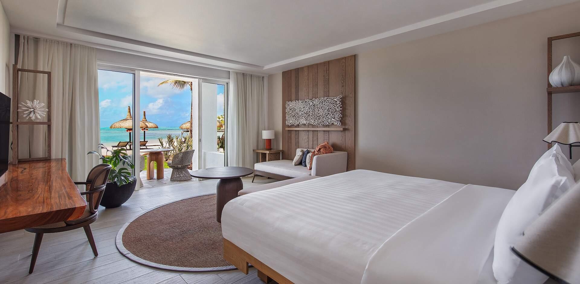 Hibiscus Beachfront Junior Suite