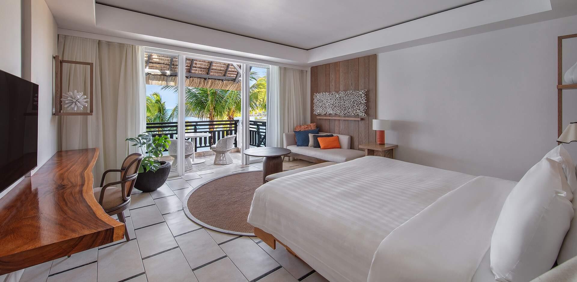 Hibiscus Ocean View Junior Suite