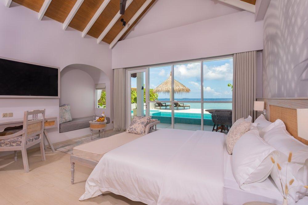 Sunrise Beach Pool Villa at Malahini Kuda Bandos, view 11