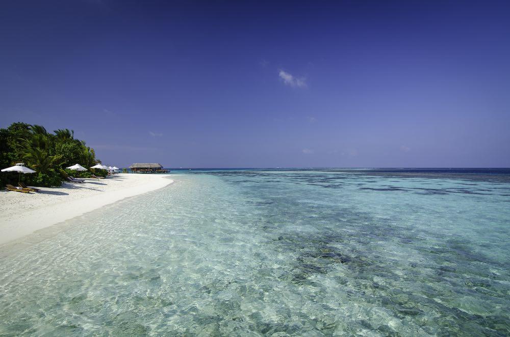 Beach Villa at V Villas Maldives at Mirihi – MGallery Collection, view 4