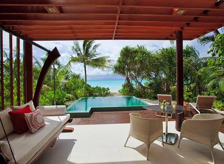 Deluxe Beach Pool Villa