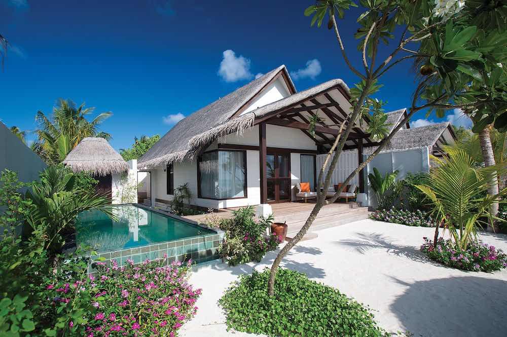 Earth Beach Villa at OZEN LIFE MAADHOO South Male Atoll, view 2