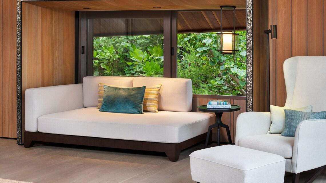 Beach Villa at The St. Regis Maldives Vommuli Resort, view 4
