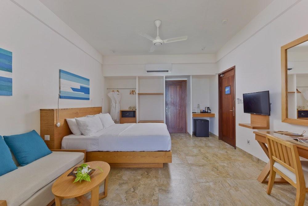Superior Beach Room at Summer Island, view 4